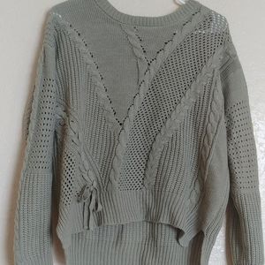 Green Knitted pullover sweater